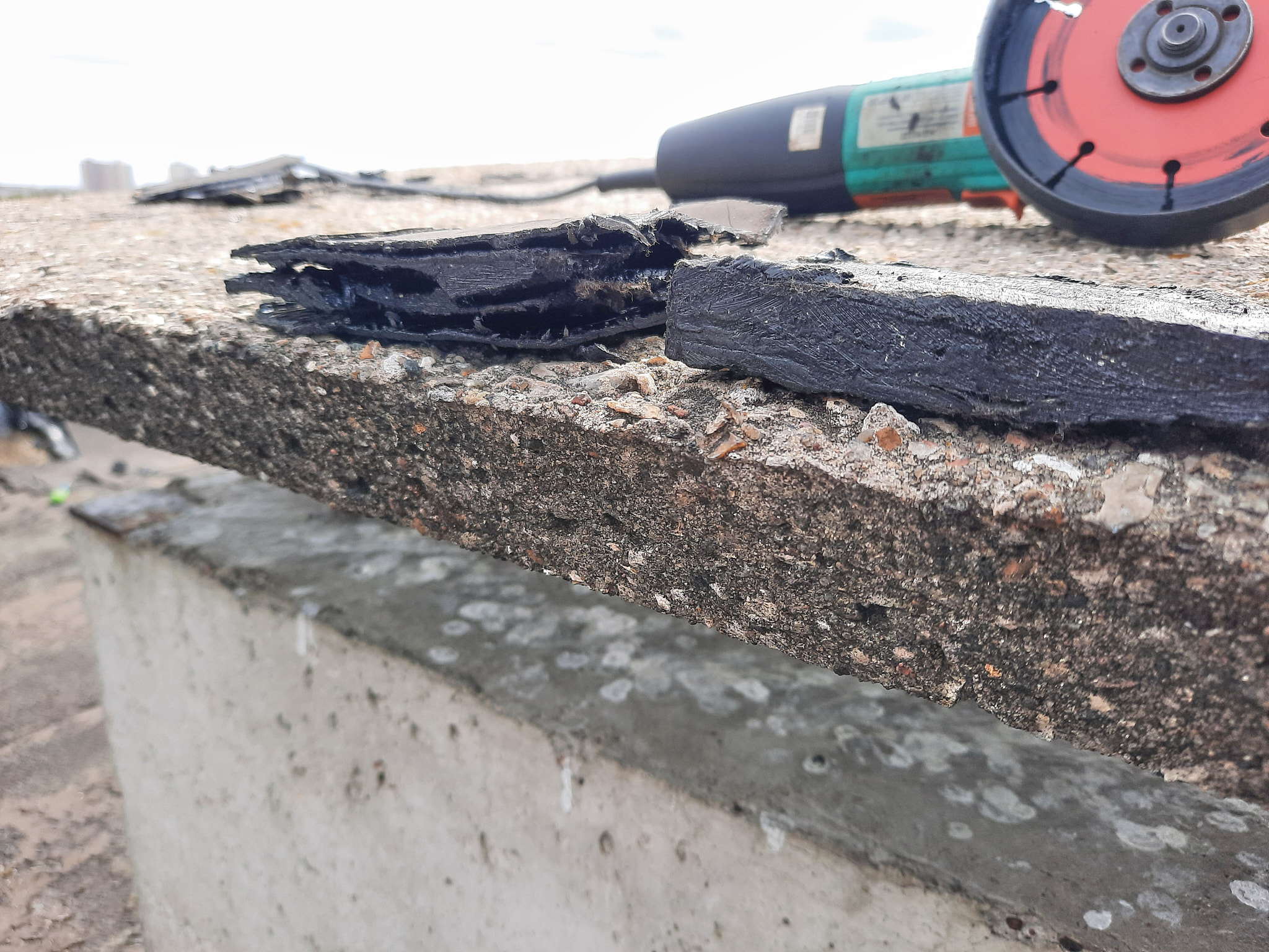 г. Тверь ул. Республиканская д.7. Ремонт мягкой кровли методом спекания ...