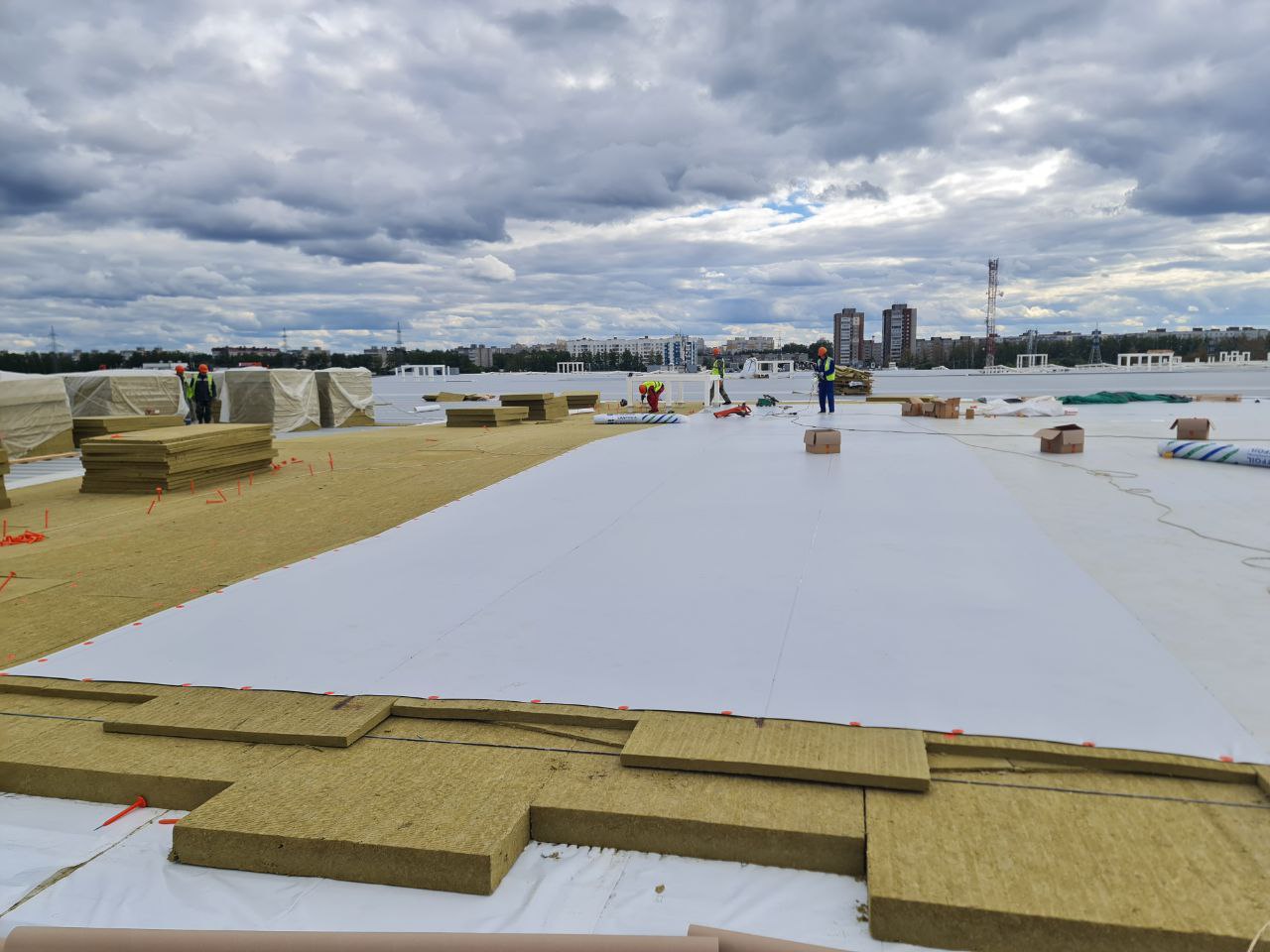 ТЦ Леруа Мерлен, г. Владимир - 2022 - Портфолио ROSKROV (АО 'ИНТЕРХОЛДИНГ')