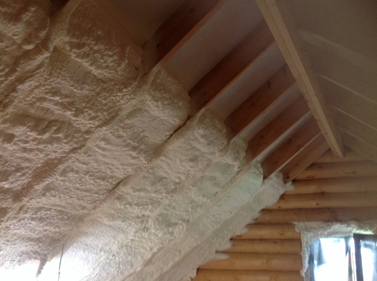 Утепление крыши пеной ППУ, утепление пенополиуретаном - 2022 ...