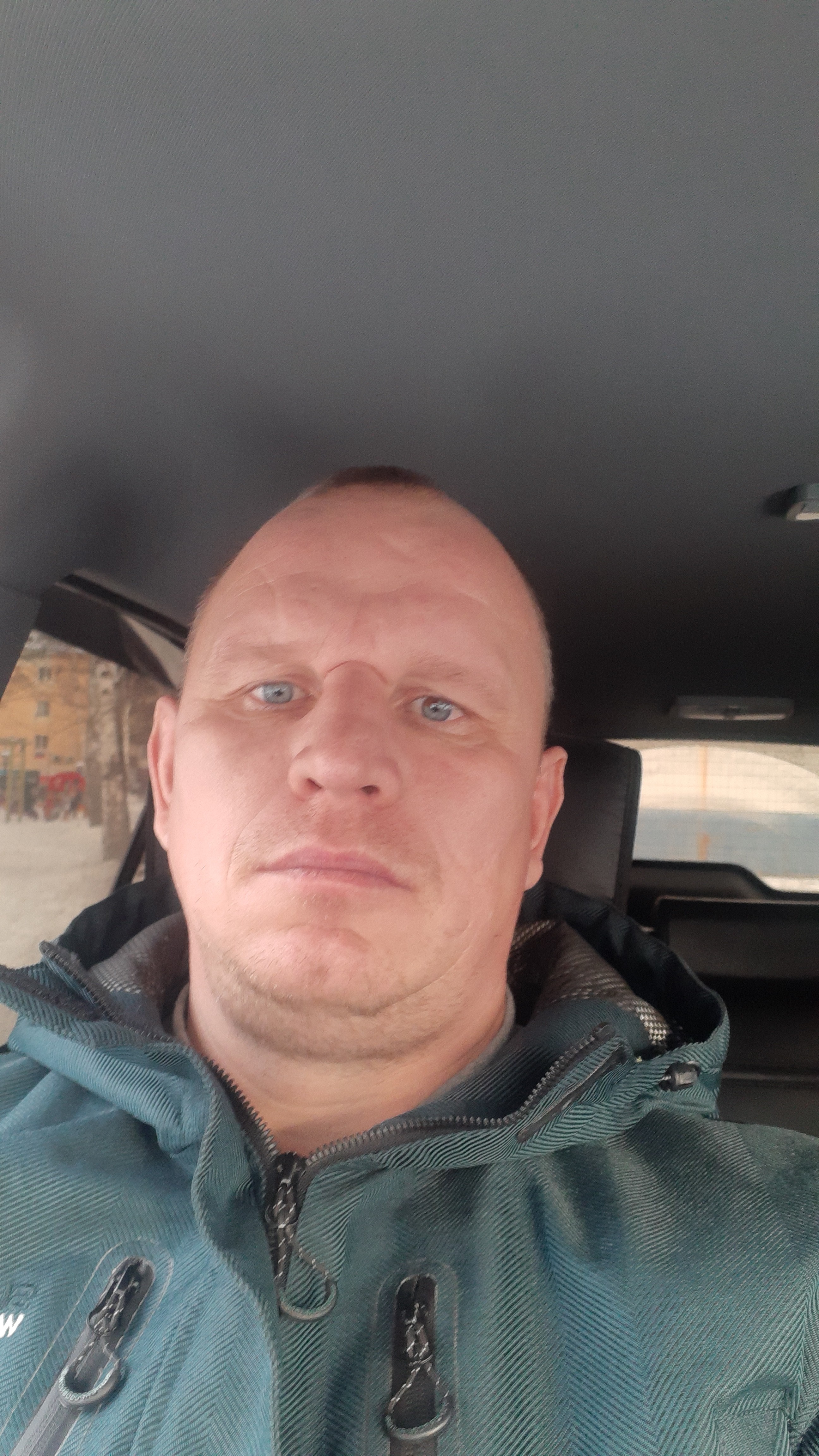 Сафонов Юрий