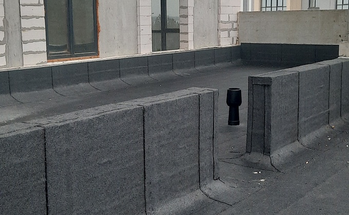 Объект Жилой комплекс «Панорама» .Кровля пристройки в осях А-А/1 и 1/1-10/1. - изображение  №18>